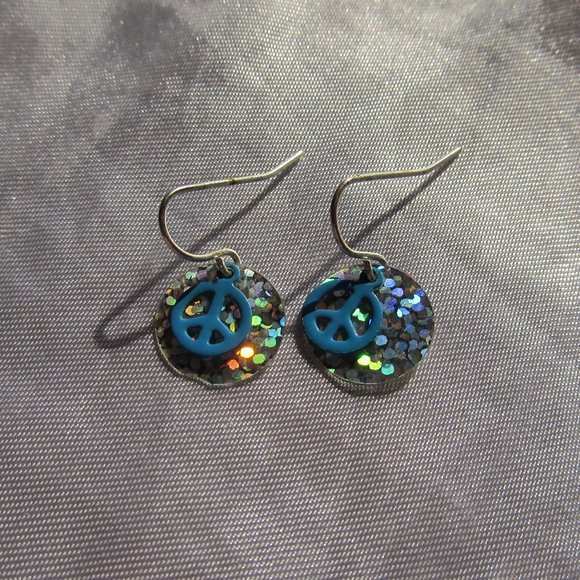 🌈Deal! Rainbow Earring Pack🌈 - Picture 4 of 4